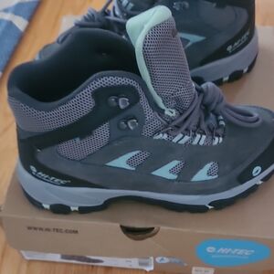 Hi-Tec Women's Black and Gray Athletic Shoes